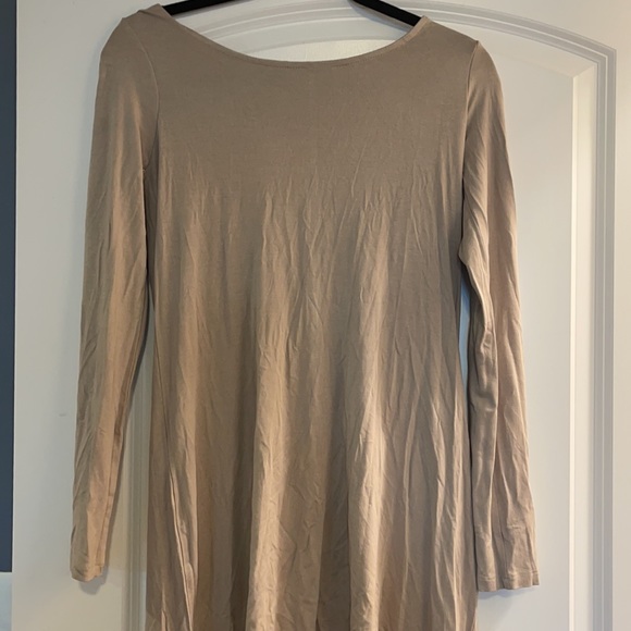 Forever 21 tan small long sleeve cotton higher front dress NWT - Picture 2 of 4